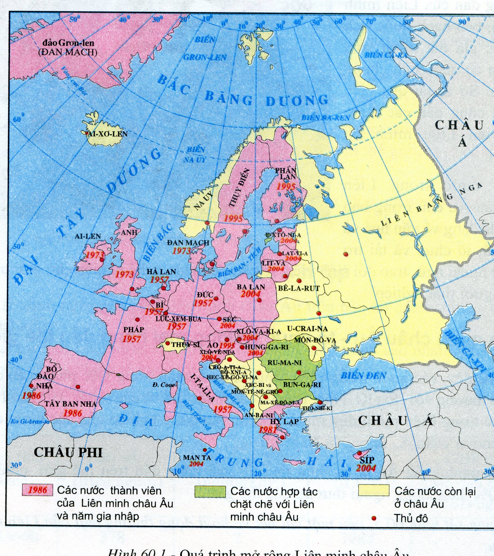 SGK Địa lý lớp 7 Châu Âu năm 2024 được thiết kế dựa trên bản đồ địa hình Châu Âu mới nhất và kết hợp với hình ảnh. Giúp học sinh trong việc tìm hiểu và nghiên cứu thông tin khác nhau về các khu vực và địa danh trên lục địa này.