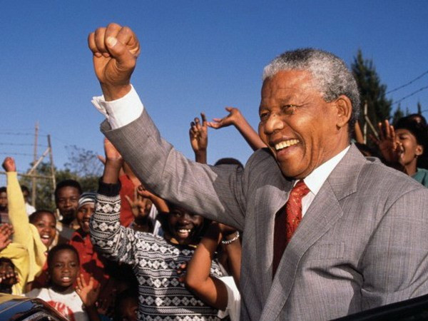 Nelson Mandela: Người hùng mang dân chủ đến cho Nam Phi | Vietnam+  (VietnamPlus)