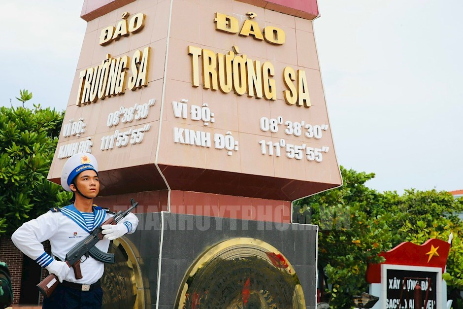 Đời sống, vật chất, tinh thần của quân và dân trên huyện đảo Trường Sa ngày càng được nâng lên