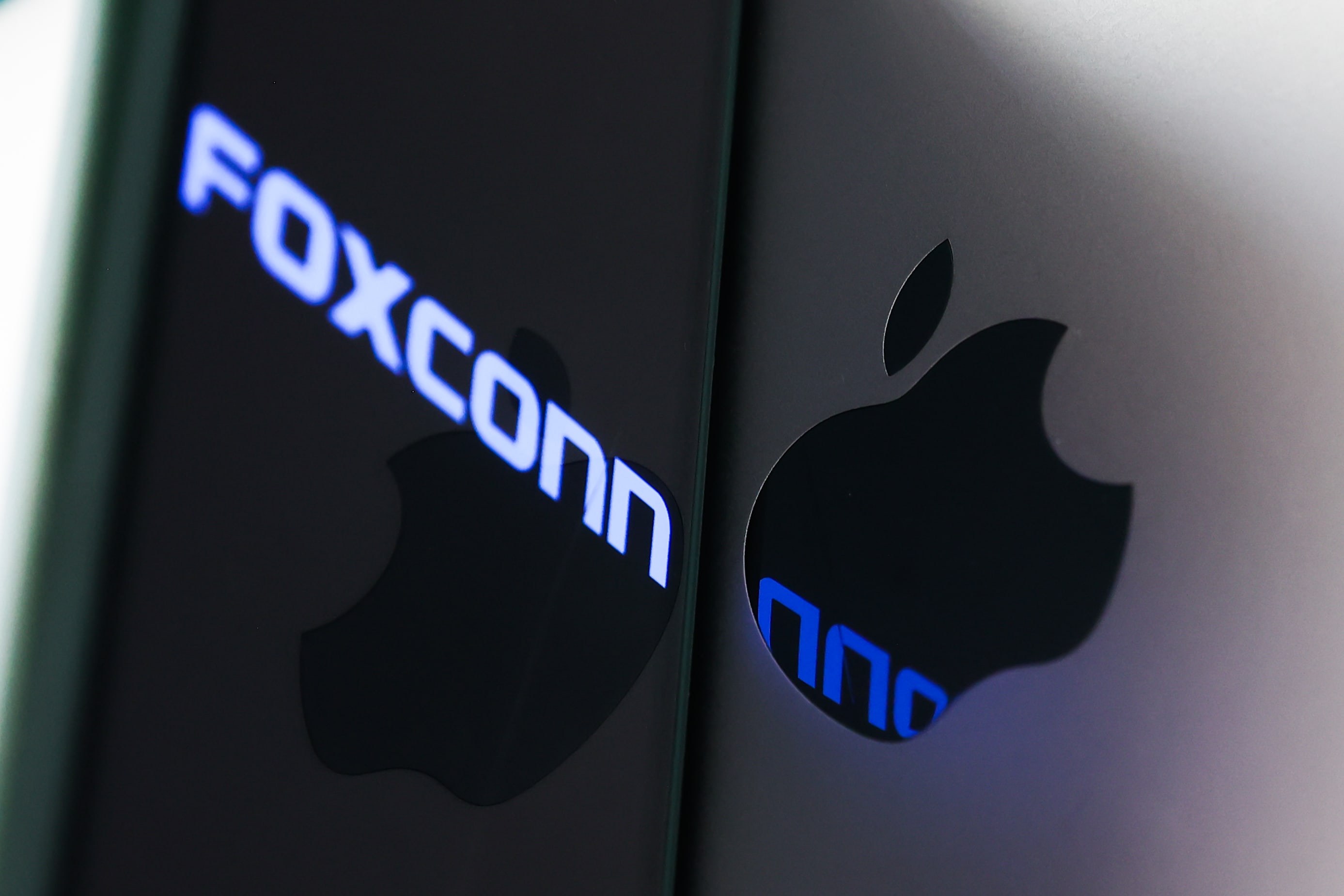 Nhà cung cấp của Apple, Foxconn đẩy mạnh đầu tư ra bên ngoài Trung Quốc khi  nhu cầu điện tử tiêu dùng giảm