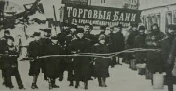 Tại sao cách mạng Nga 1905 đến 1907 gọi la cuộc cách mạng dân chủ tư sản kiểu mới
