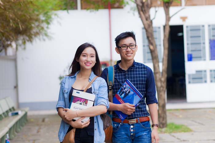 Nghị luận về một bài thơ, đoạn thơ
